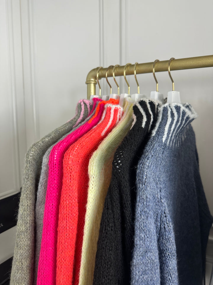 Thick Knit Stitch Edge Turtle Neck Jumper (8 Colours)