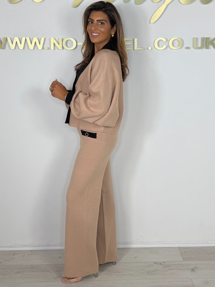 V-Neck Balloon Sleeve Pearl Look Button Detail Trouser Co-ord (6 Colours)