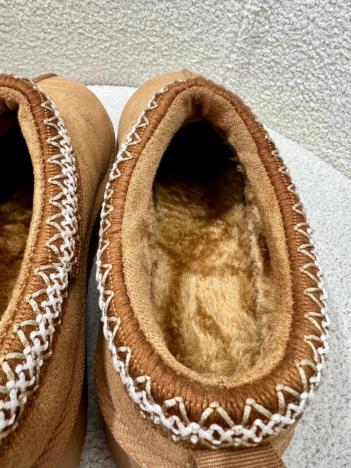 Stitch Edge Slip On Platform Shoes (2 Colours)