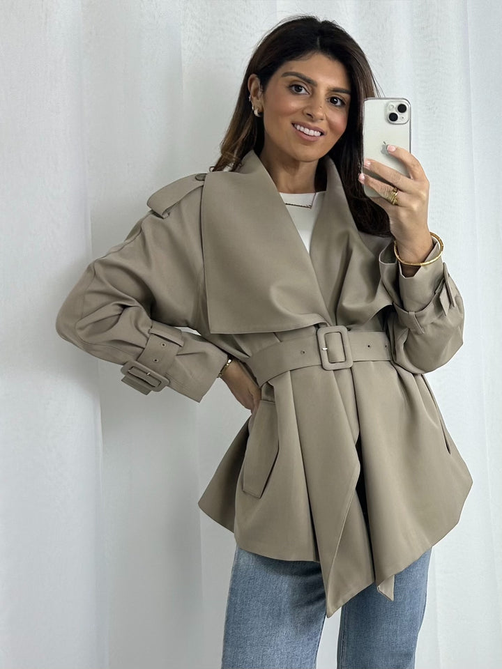 Waterfall Pleated Back Mac (2 Colours)