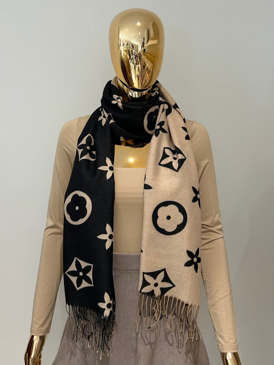 Reversible Shimmer Tassel Detail Flower Print Scarf (2 Colours)