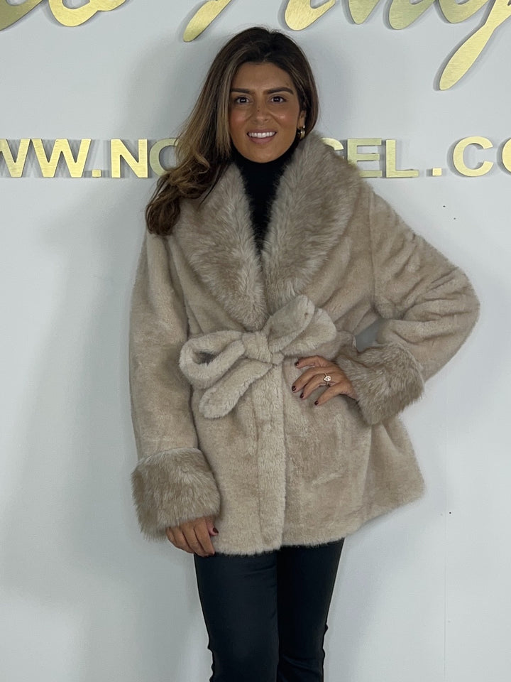 Faux Fur Trim Collar Belted Jacket (2 Colours)
