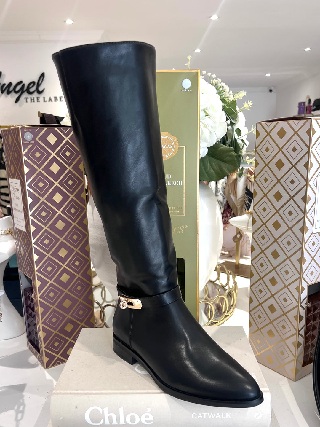 Gold Lock Buckle Pointed Toe Knee High Boots (2 Colours)