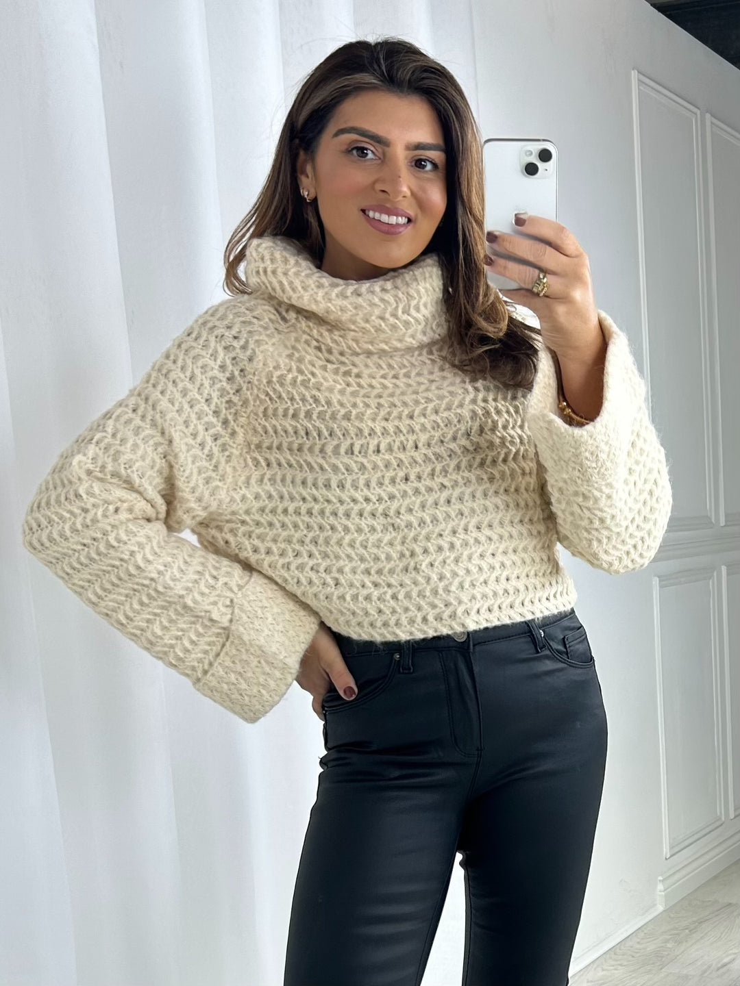 Roll Neck Knitted Cropped Jumper (4 Colours)