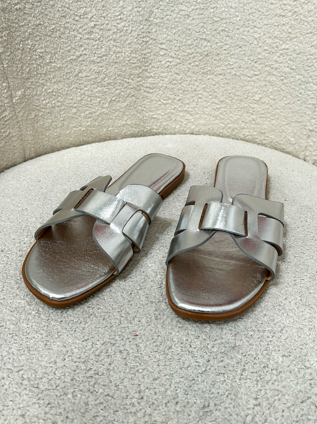 Silver Shine Look CrossOver Sandal Sliders