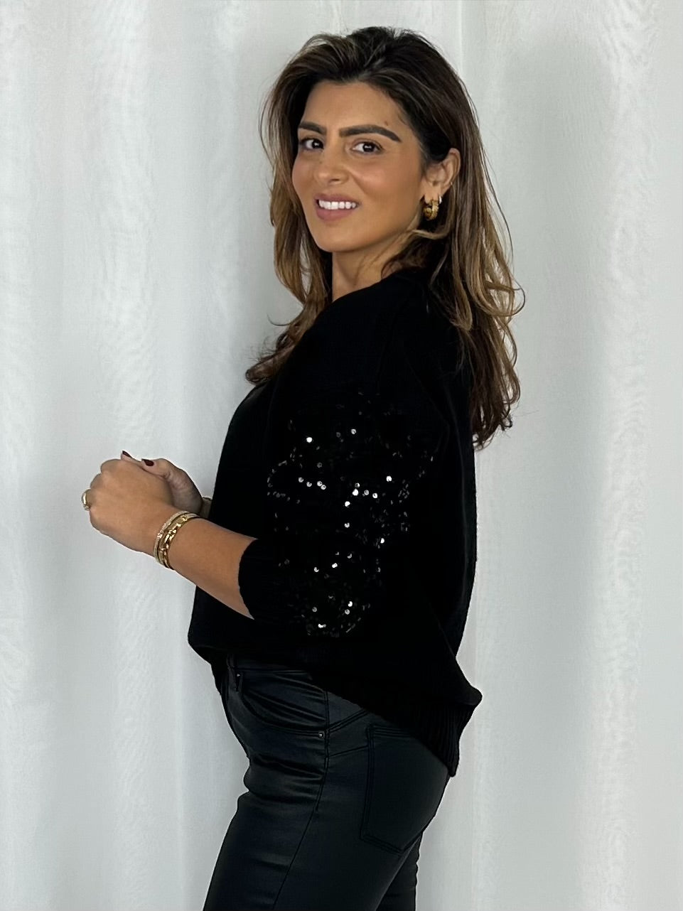 Soft Knit Round Neck Sequin Sleeve Jumper (4 Colours)