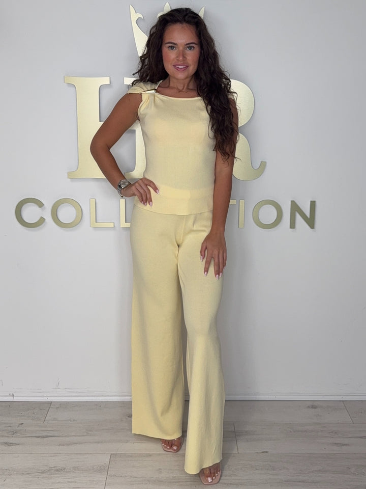 Flat Knit Gold Pendant Cap Sleeve Trouser Co-ord (5 Colours)