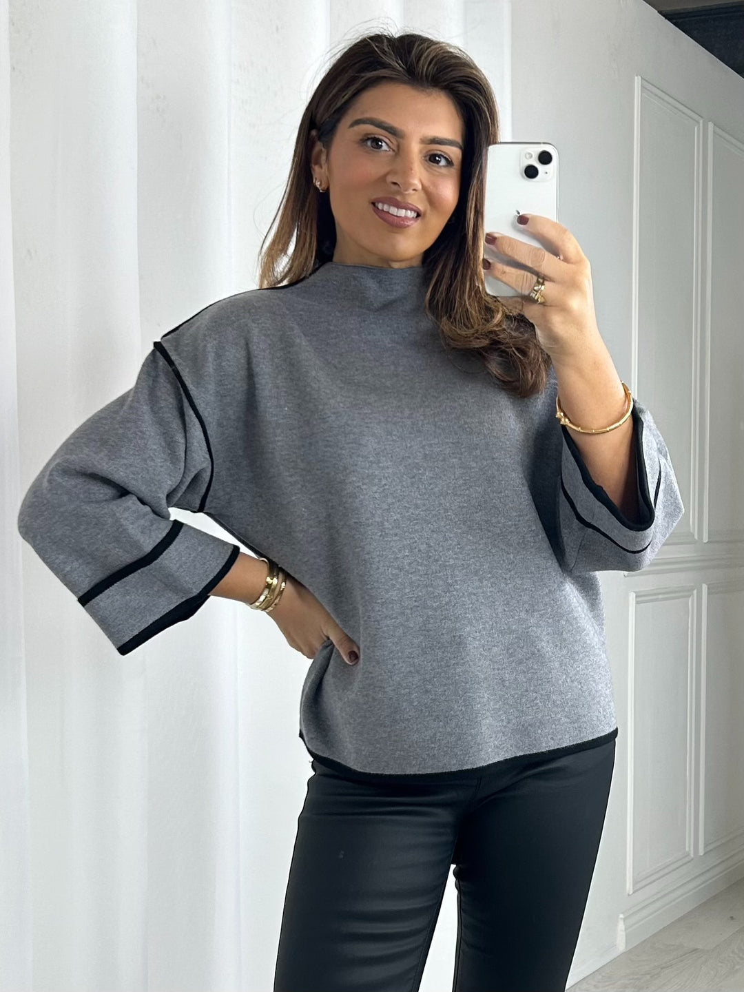 Turtle Neck Contrast Piping 3/4 Sleeve Jumper (5 Colours)