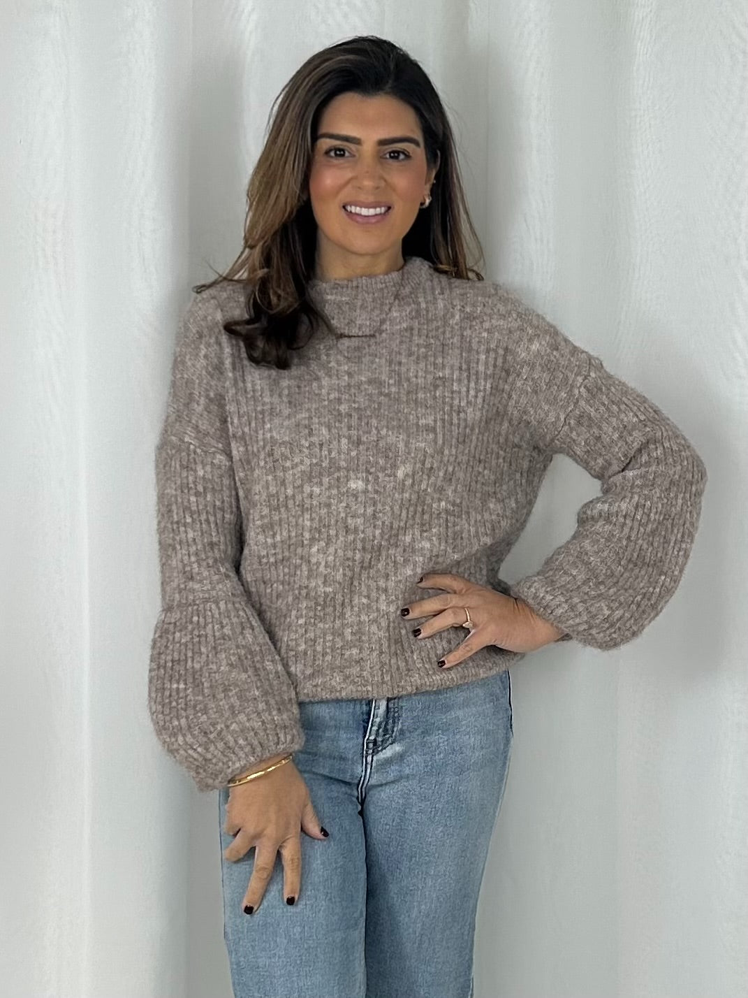 Balloon Sleeve Ribbed Round Neck Jumper (6 Colours)