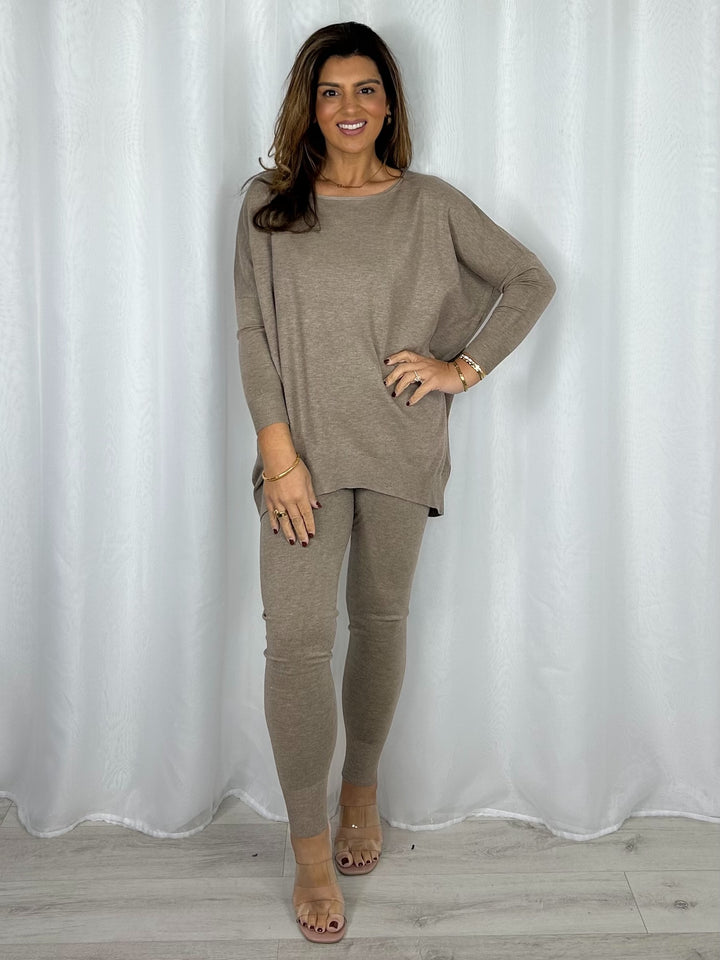 Soft Knit Oversized Jumper & Leggings Co-Ord (3 Colours)