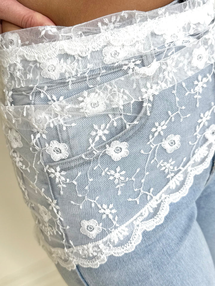 White Lace Scarf