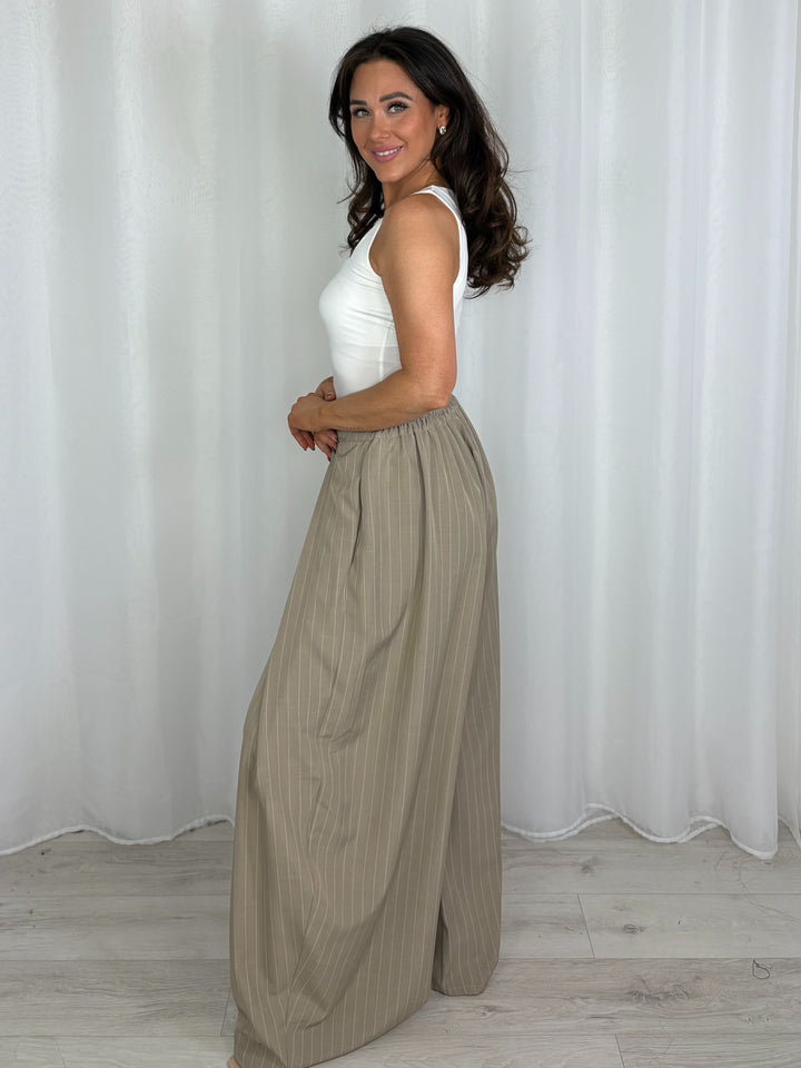 Pinstripe Wide Leg Trousers (2 Colours)
