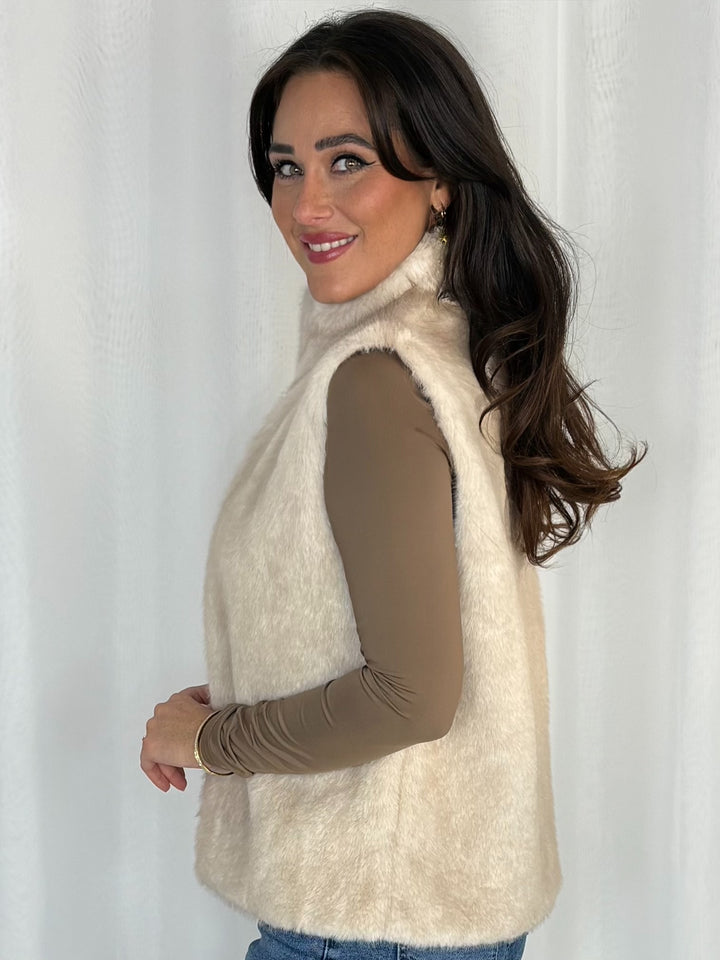 Faux Fur Gillet (4 Colours)