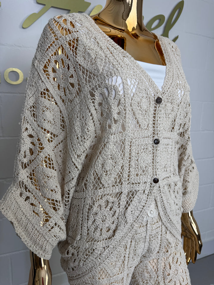 Crochet Button Up Batwing Cardigan (2 Colours)
