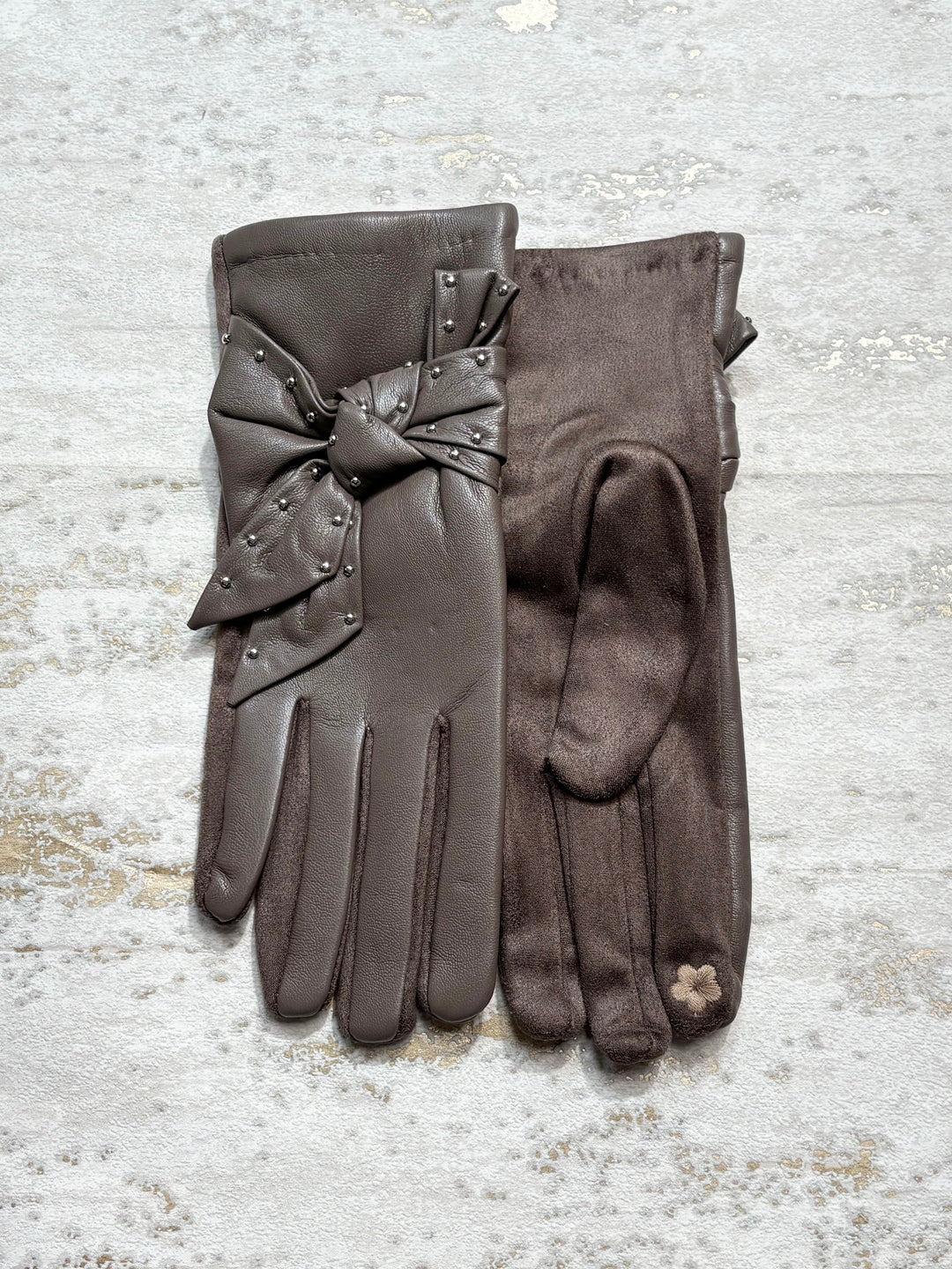 Faux Leather Gloves Studded With Bow (6 Colours)