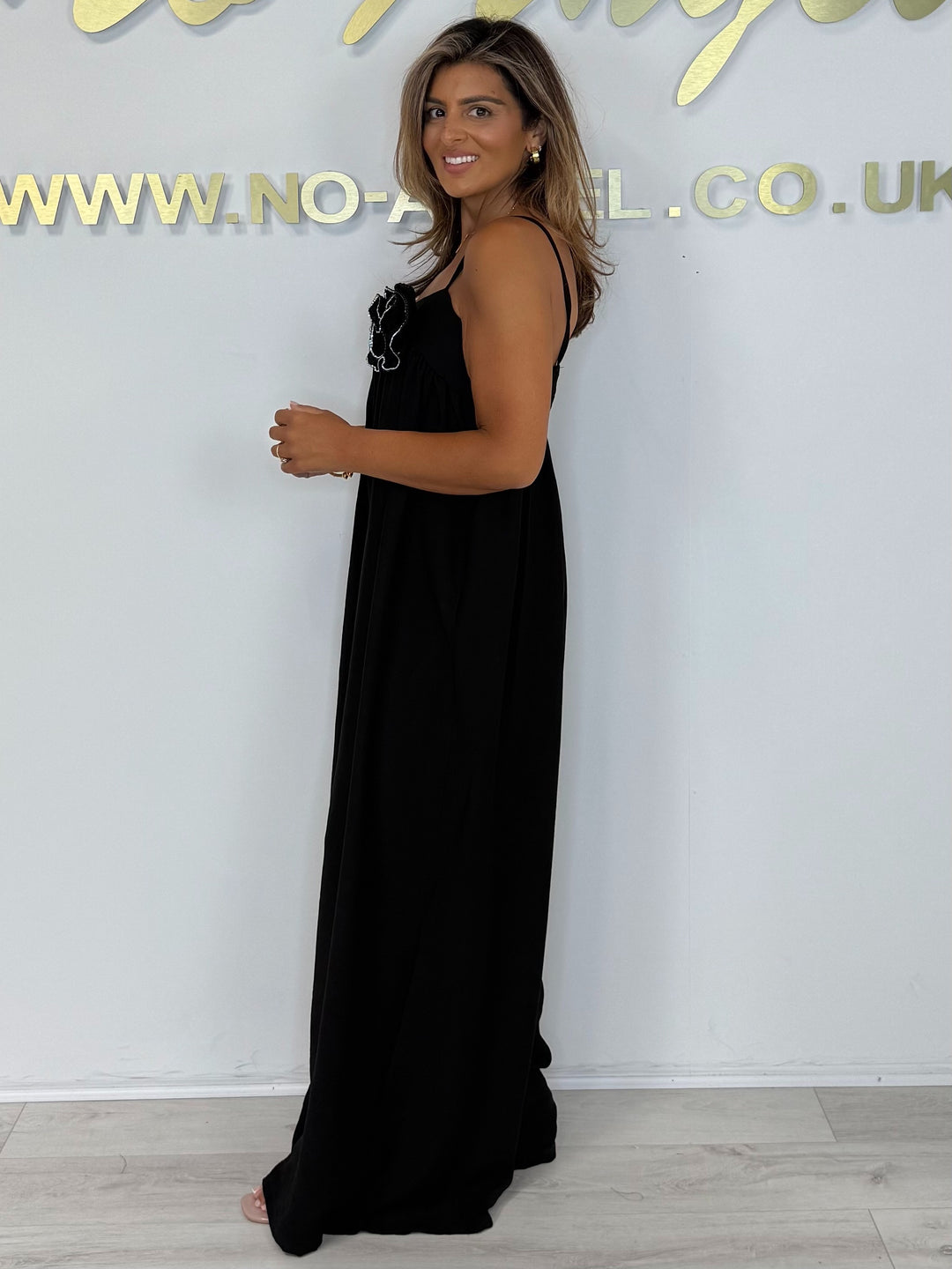 Oversized Spaghetti Strap Flower Broach Jumpsuit (3 Colours)
