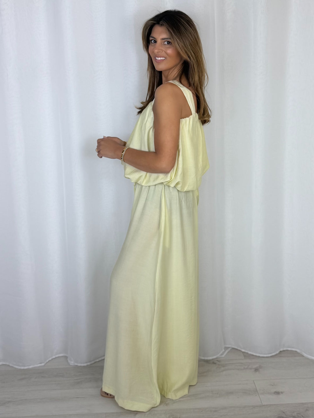 Balloon Style Thick Strap Top And Pleated Trouser Co-Ord (10 Colours)