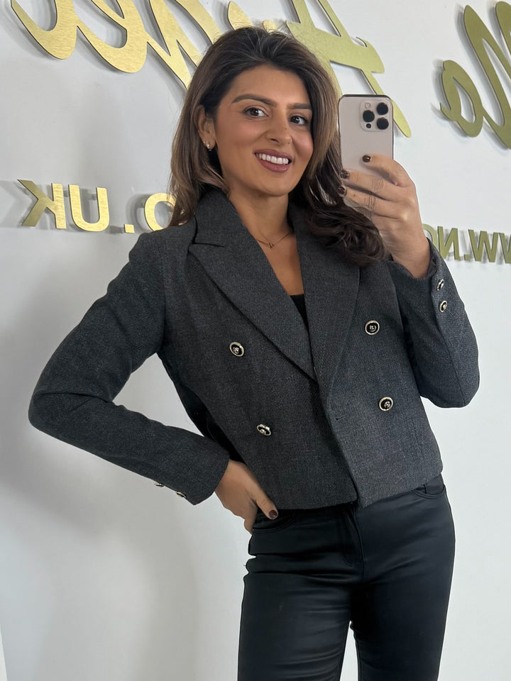 Collared Cropped Double Breasted Blazer (3 Colours)