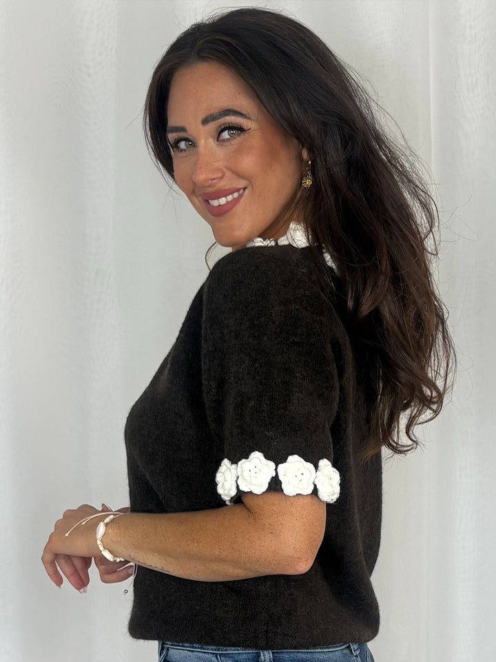 Crochet Floral Knit Top (2 Colours)