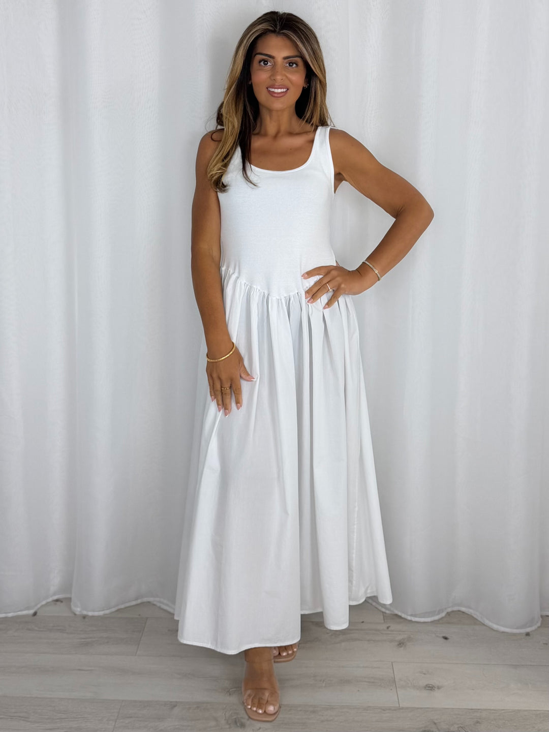 Sleeveless Scoop Neckline Maxi Dress (6 Colours)