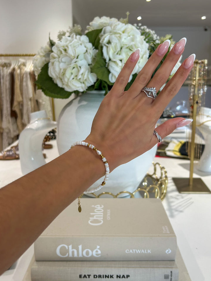 Pearl Detail Coloured Beaded Bracelet (2 Colours)