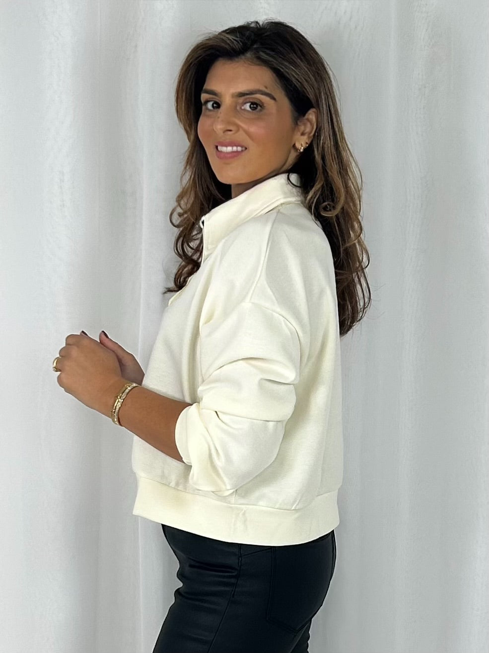 Collared Button Up Sweatshirt (2 Colours)