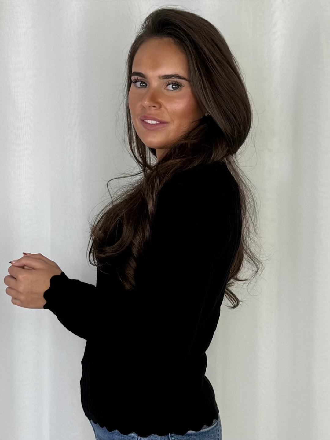 Fine Cable Knit Scallop Hem Jumper (7 Colours)