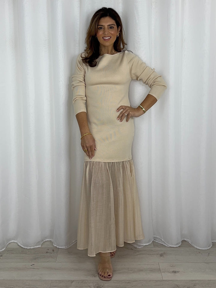 Round Neck Frill Bottom Dress (2 Colours)