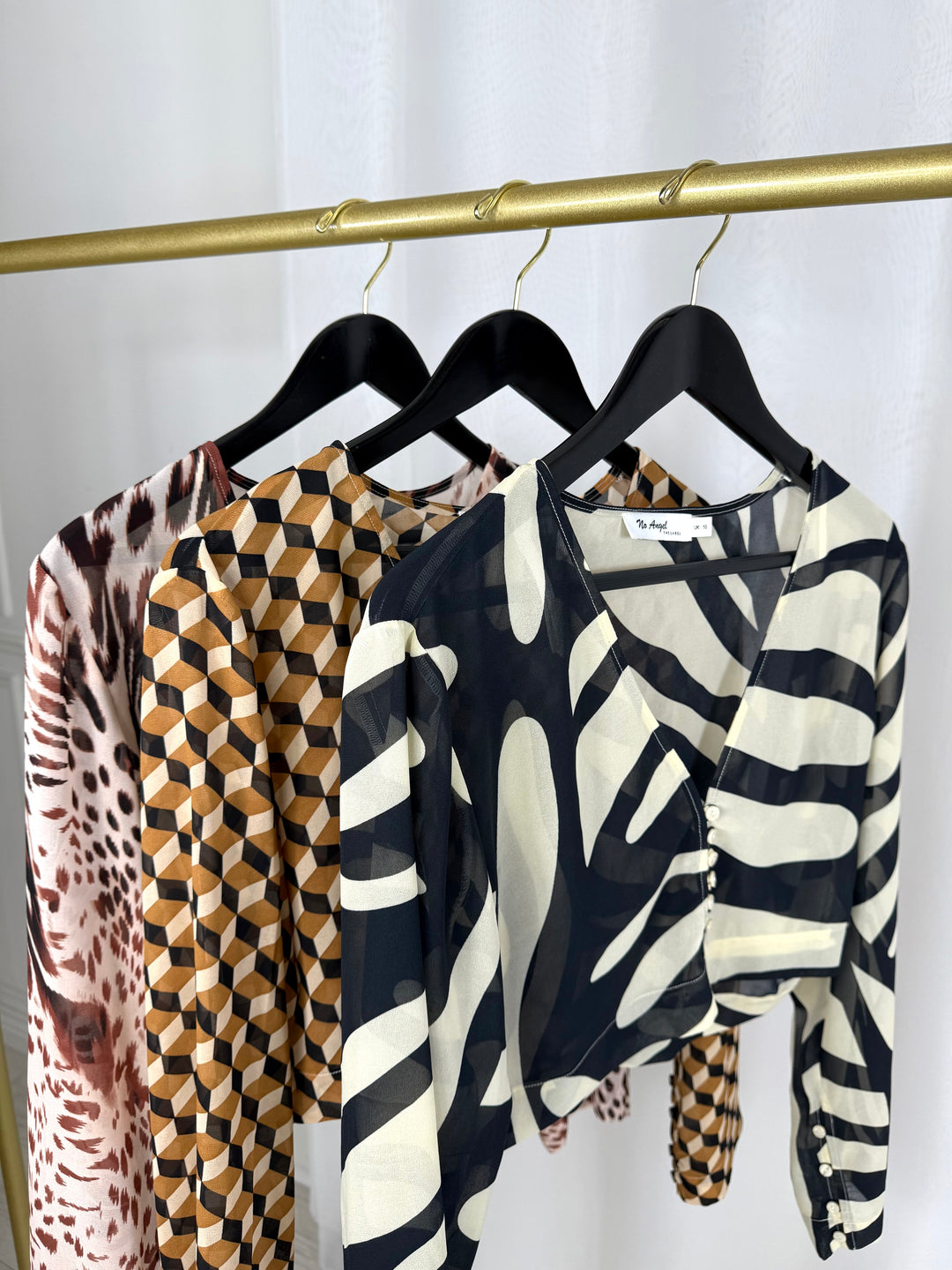CAPRI - Cropped Shirt (Animal Print)