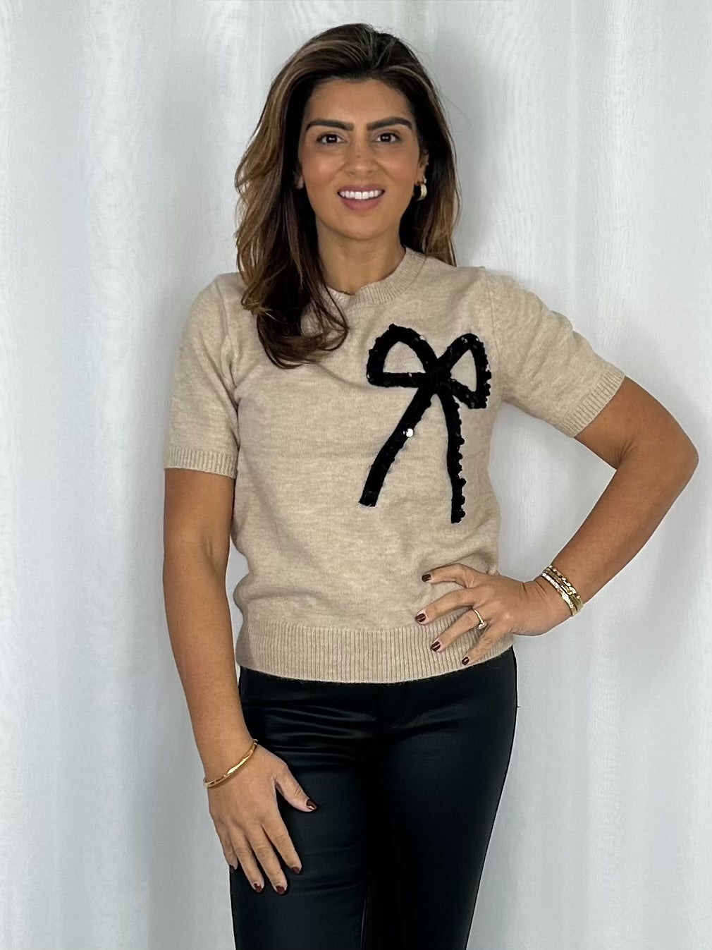 Soft Knit Short Sleeve Sequin Bow Jumper (4 Colours)