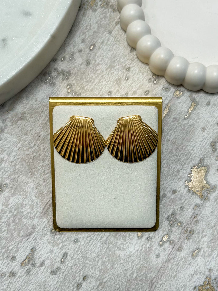 Large Seashell Earrings (2 Colours)