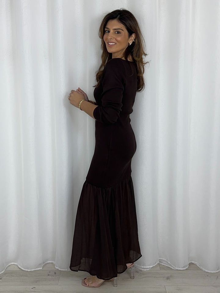 Round Neck Frill Bottom Dress (2 Colours)