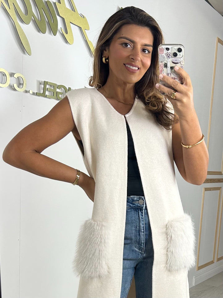 Faux Fur Pocket Sleeveless Soft Knit Cardigan (3 Colours)