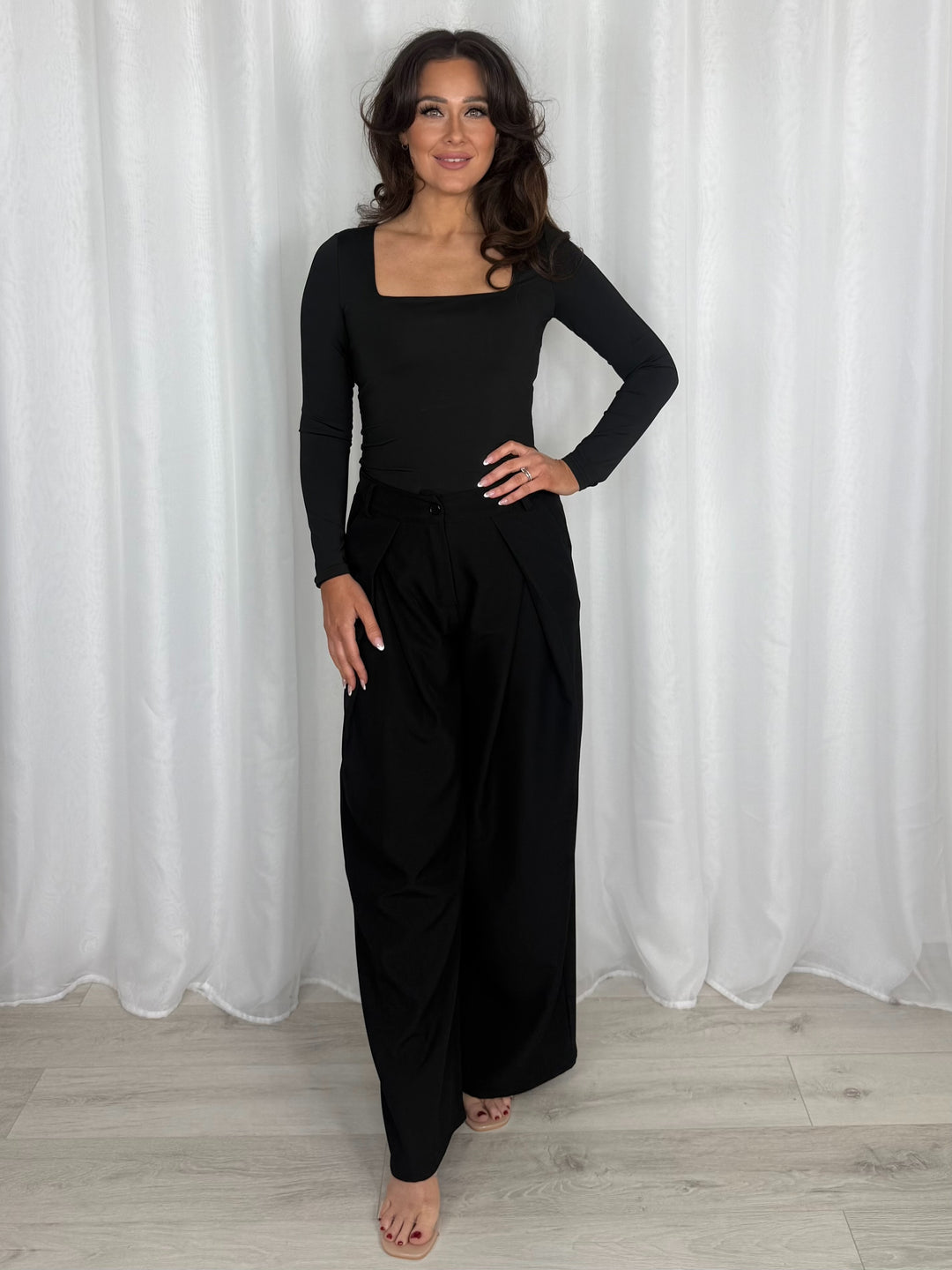 Wide Leg Front Pleat Trouser (3 Colours)