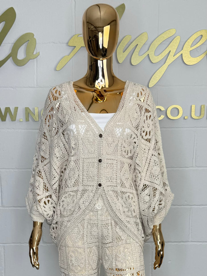 Crochet Button Up Batwing Cardigan (2 Colours)