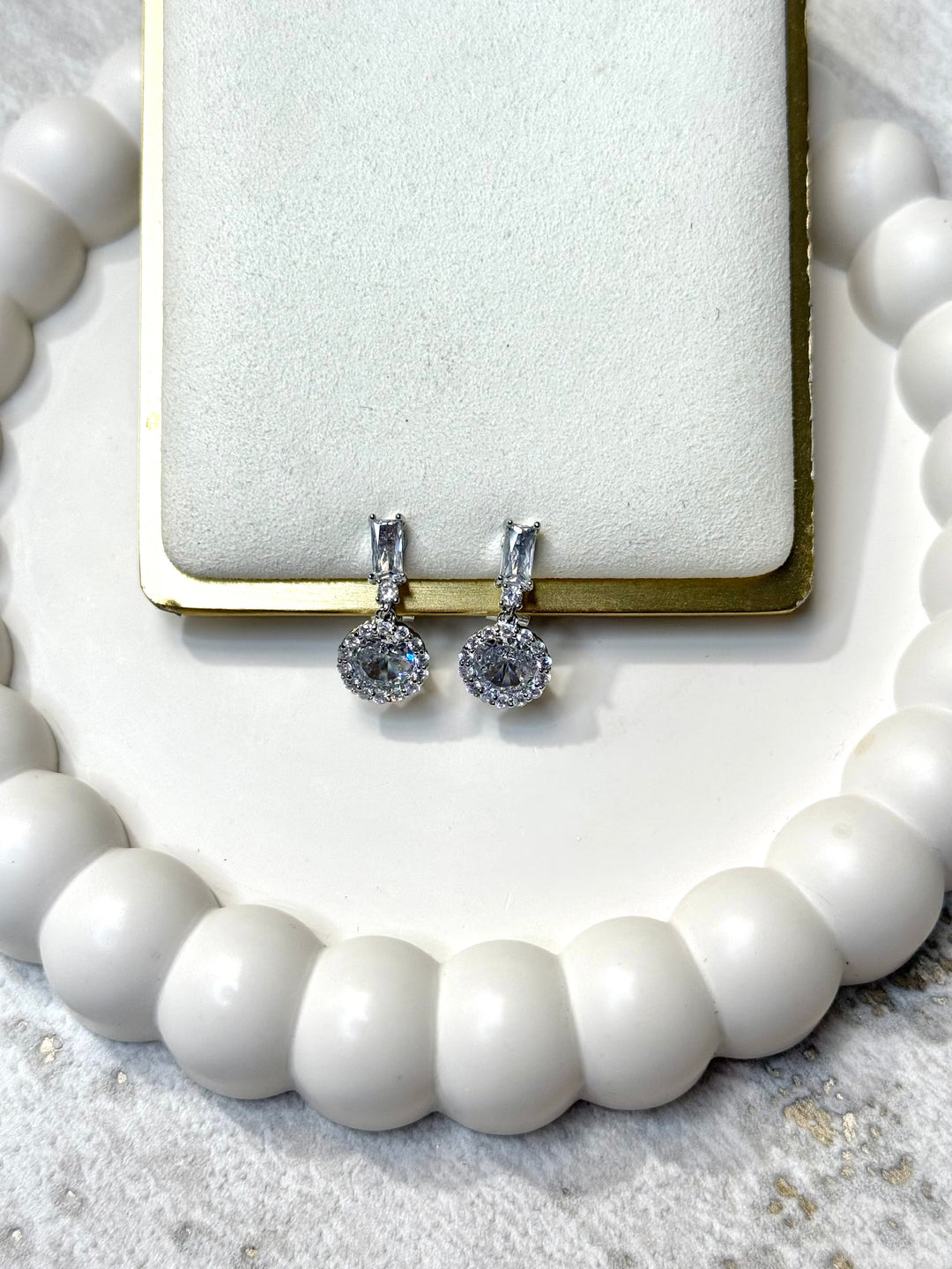 Circle Drop Diamonte Clip On Earrings (2 Colours)