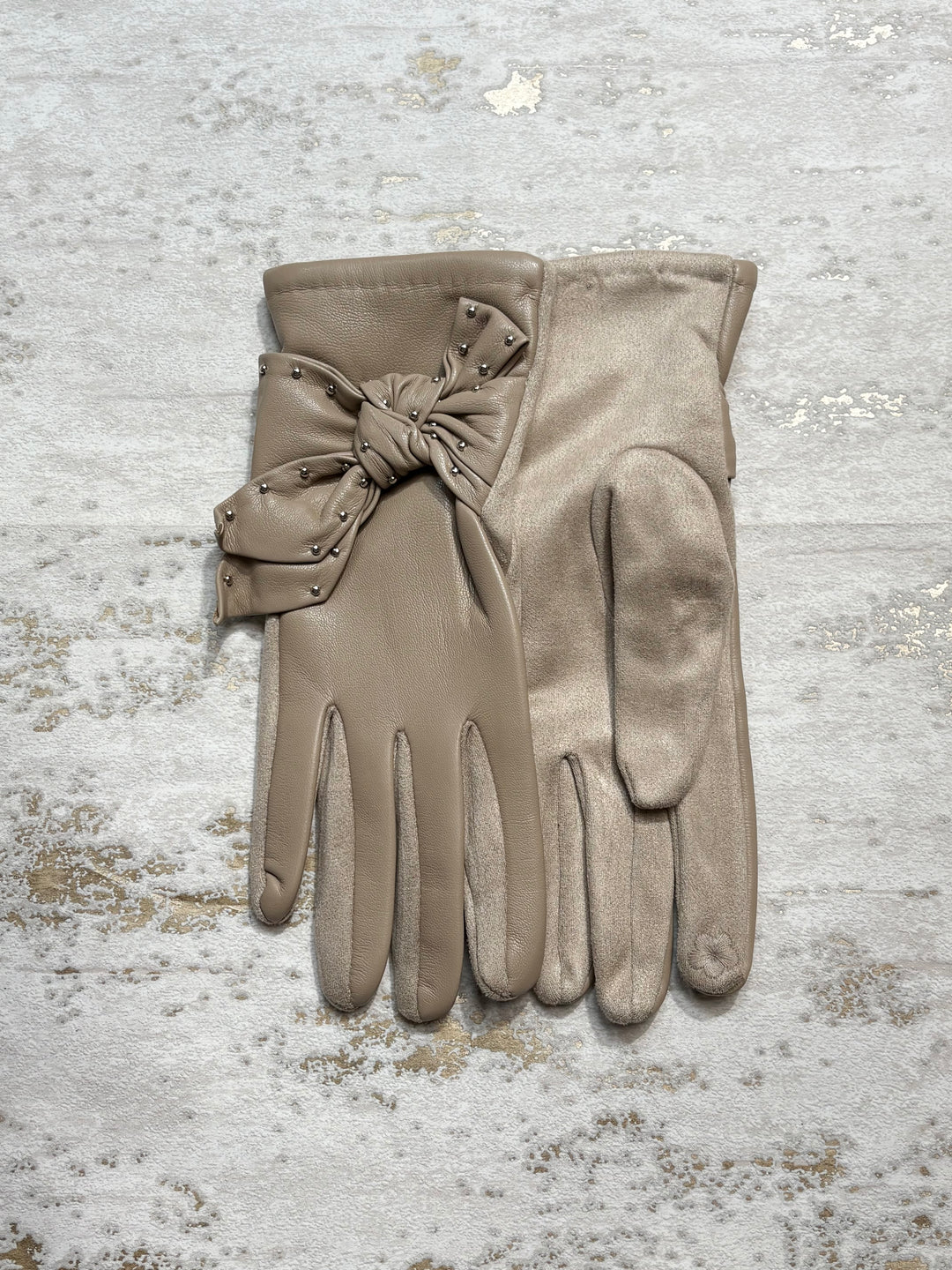 Faux Leather Gloves Studded With Bow (6 Colours)