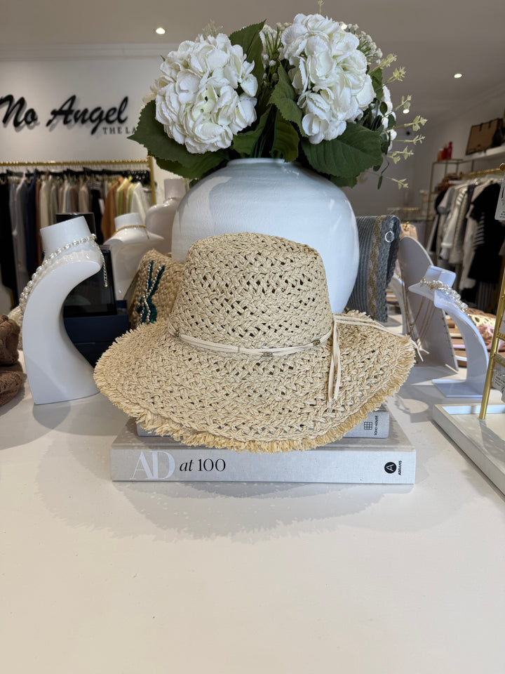 Bow Beaded Woven Frayed Edge Hat ( 2 Colours)