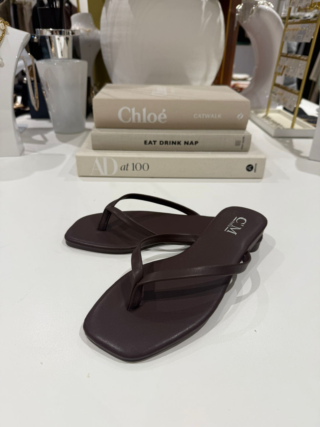 Toe Thong Flat Sandals (2 Colours)
