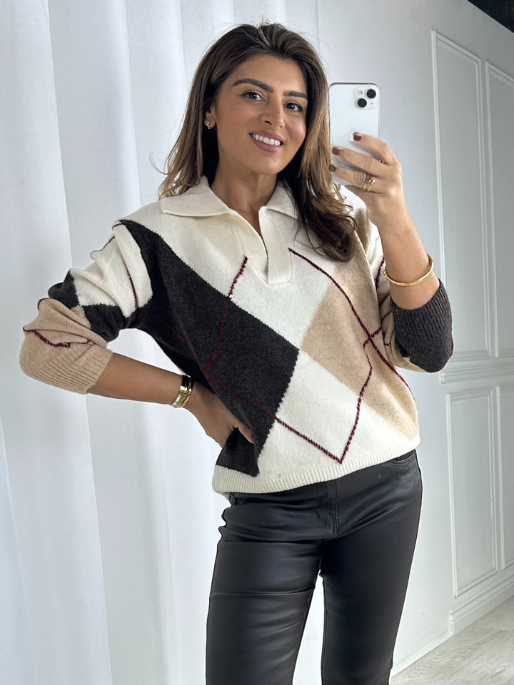 Cream V-Neck Collared Diamond Print Jumper