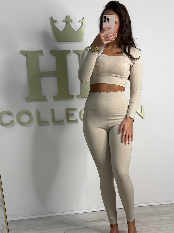 Scalloped Edge Two-Piece Legging Co-Ord (5 Colours)