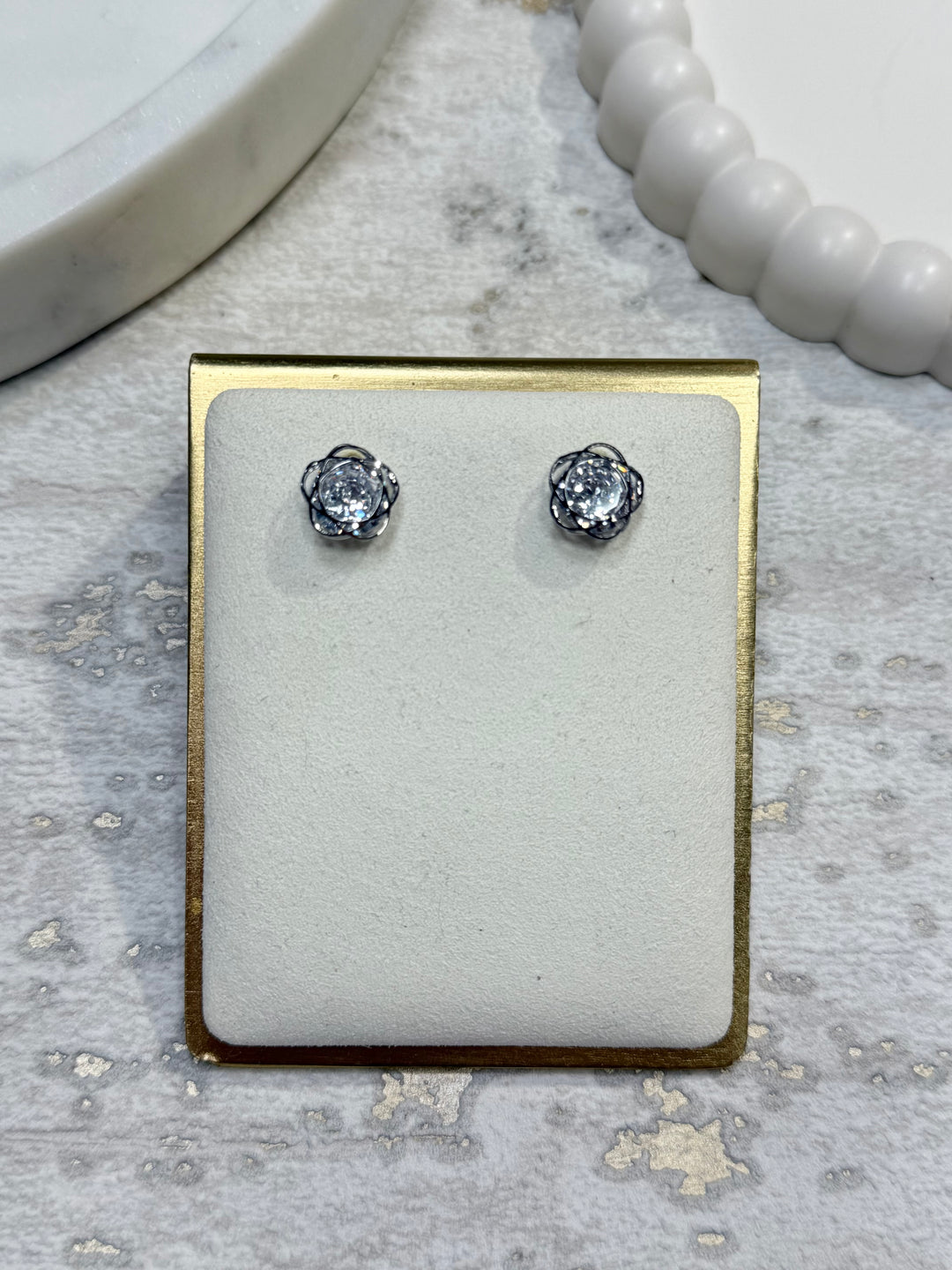 Silver Gem Detail Flower Earring