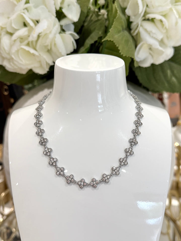 Diamante Clover Necklace (2 Colours)