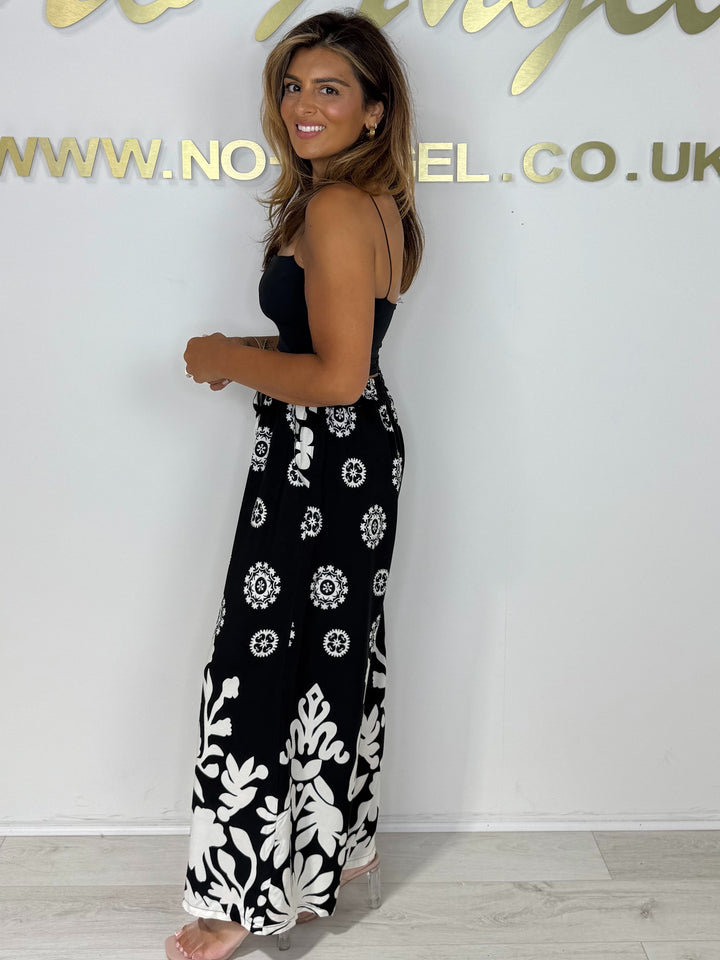 Black/White Drawstring Printed Trousers