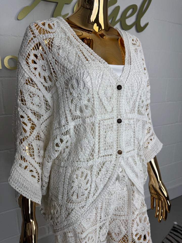 Crochet Button Up Batwing Cardigan (2 Colours)
