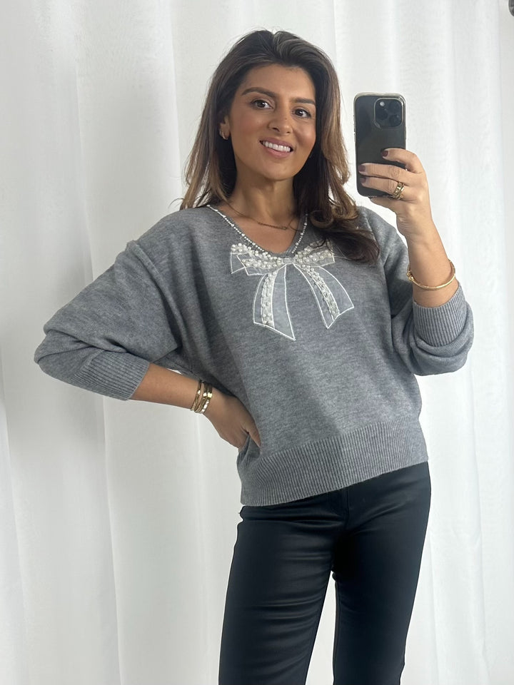 V-Neck Pearl Bow Detail Jumper (4 Colours)