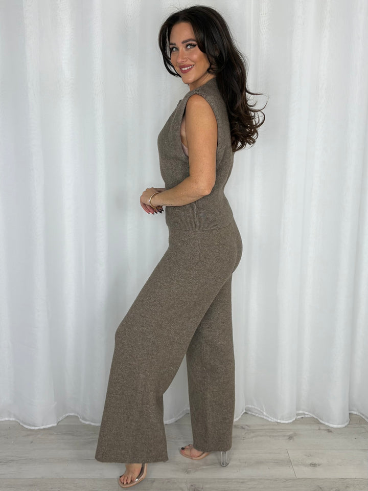 Soft Knit Sleeveless Wide Leg Trouser Co-Ord (2 Colours)