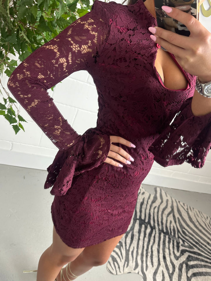 Long Bell Sleeve Lace Keyhole Dress (2 Colours)