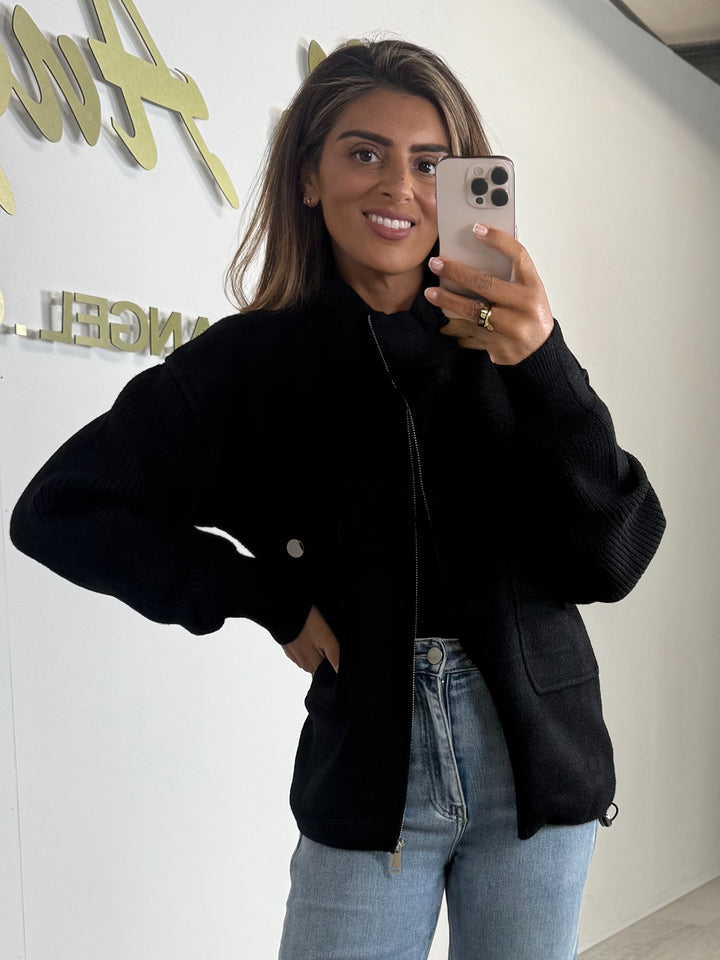 Thick Knit Pocket Detail Funnel Drawstring Bottom Jacket (2 Colours)