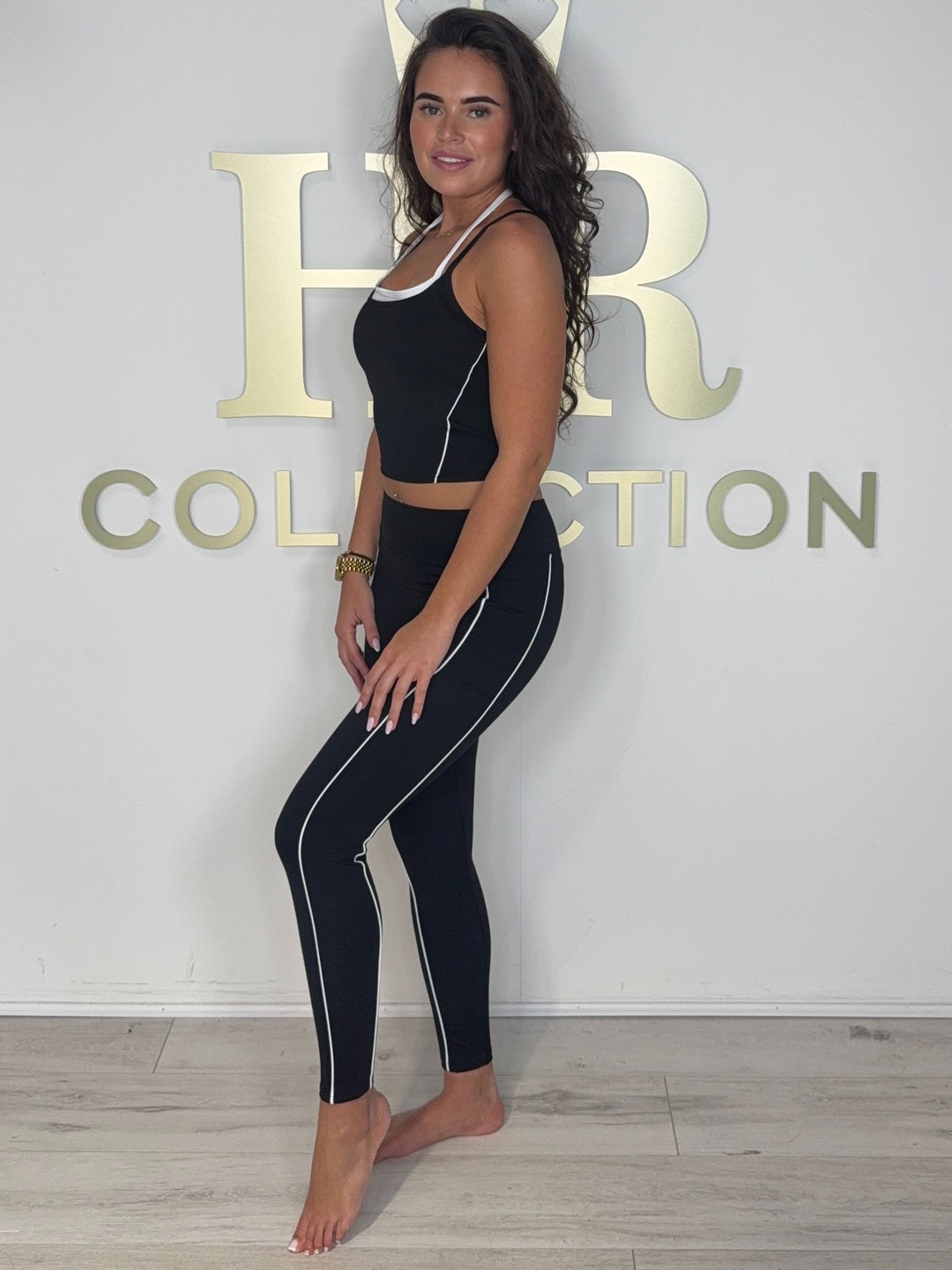 Contrast Piping Double Strap Detailed Gym Set